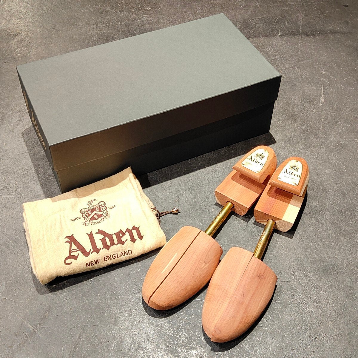 極美品 【ALDEN】オールデン レザーソウル別注 14789 チャッカブーツ コードバン ブラック サイズ US9D プラザラスト