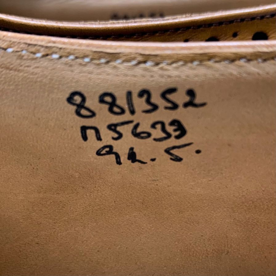 【Tricker’s】トリッカーズ M5633 ビジネスシューズ ウイングチップ ブラウン(茶系) サイズ 9.5 ラスト