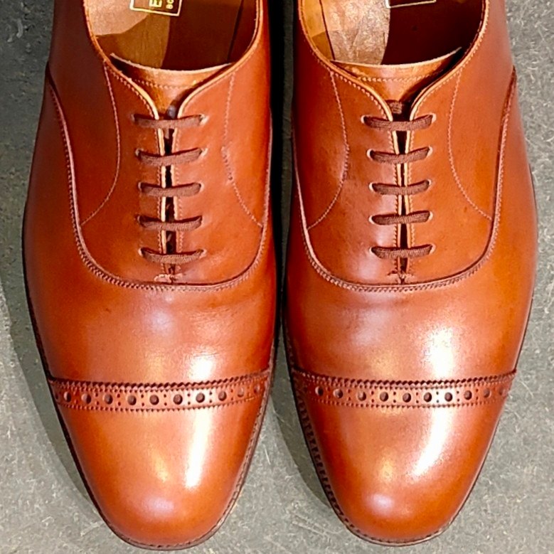 希少 美品 【EDWARD GREEN】エドワードグリーン MADEBYロゴ旧工場製 バークレー パンチドキャップトゥ カーフ チェスナット サイズ UK7.5E 88ラスト 参考定価¥245,300-