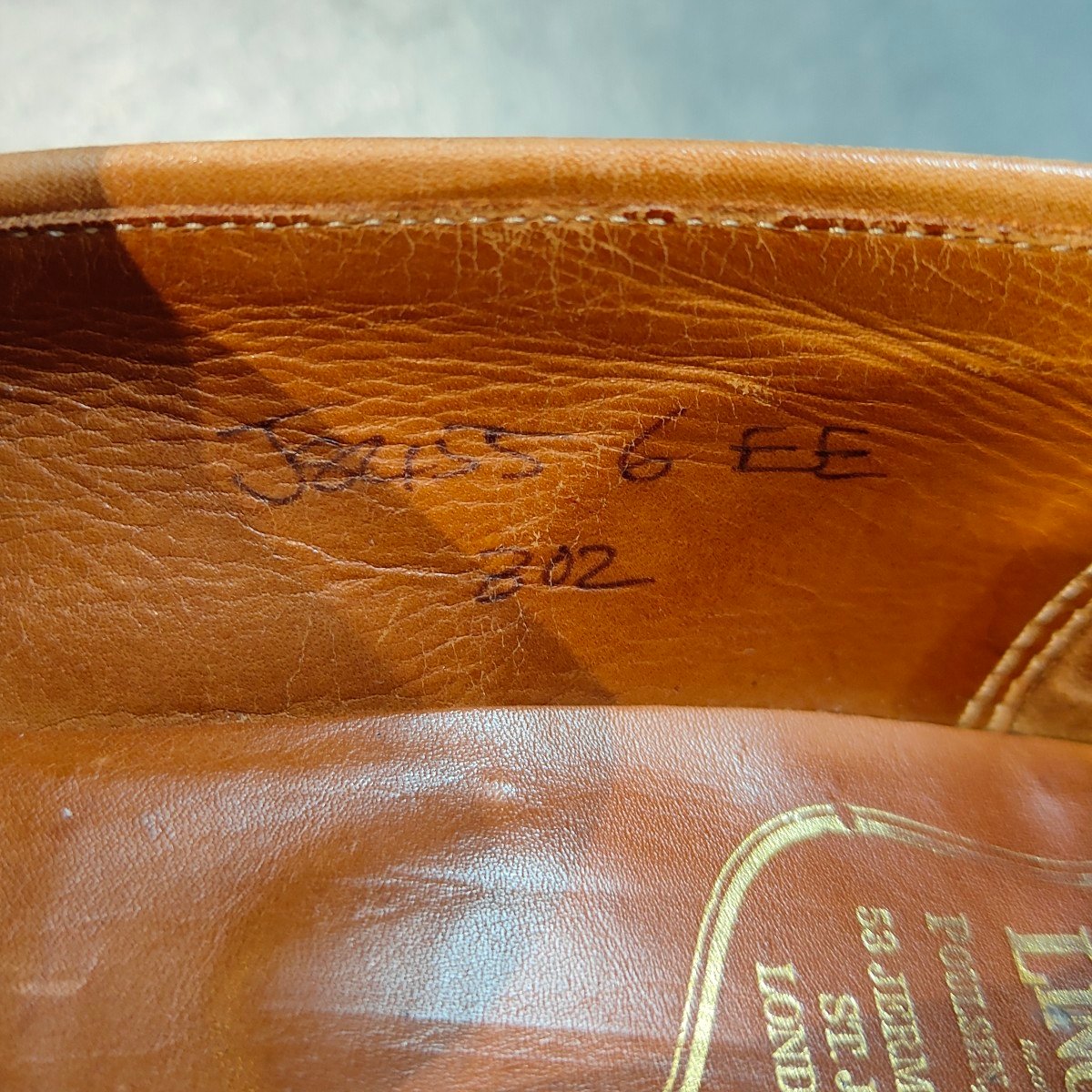 【CROCKETT&JONES】クロケット&ジョーンズ ニュー&リングウッド別注 バタフライローファー カーフ ブラウン サイズ UK6EE 302ラスト