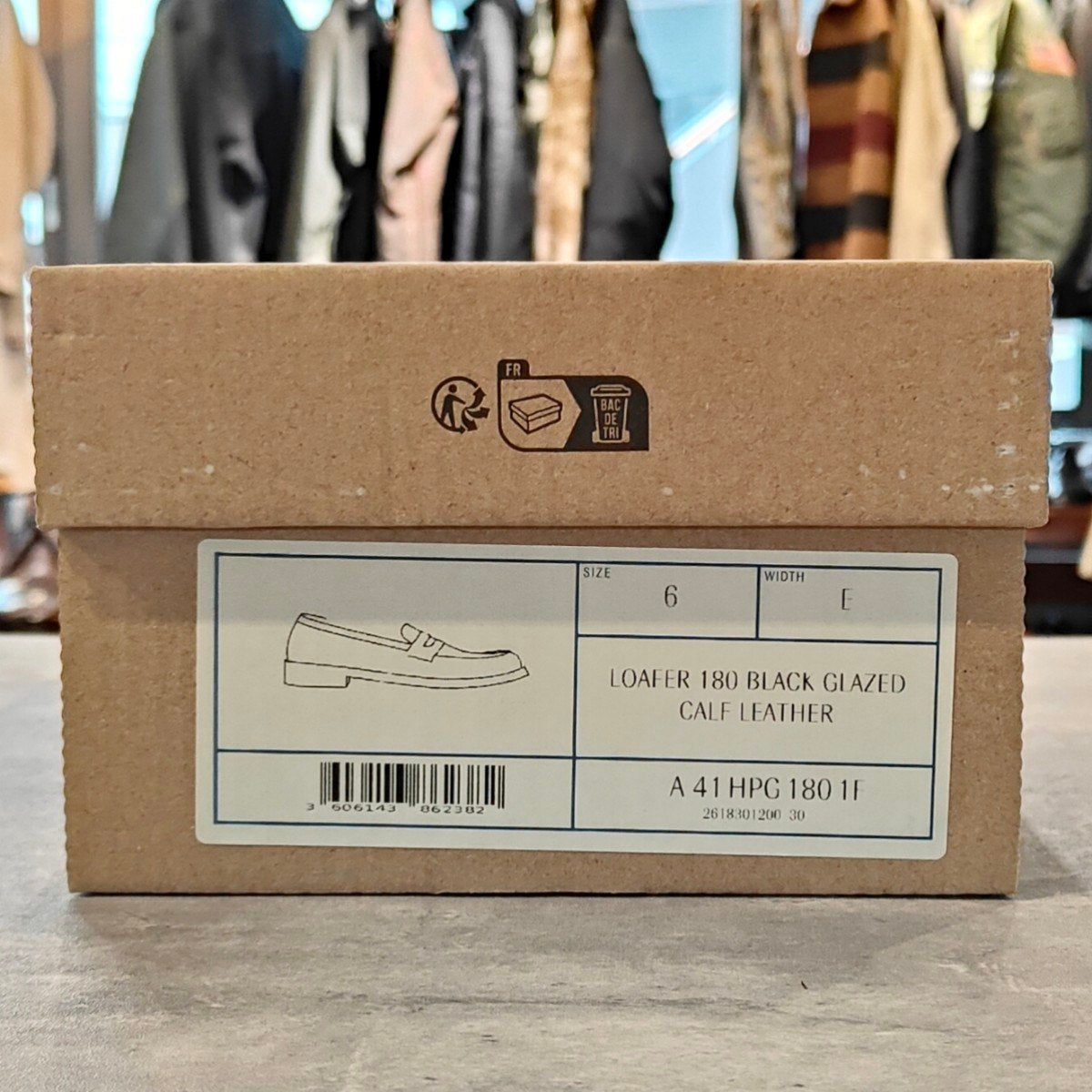 希少 未使用【J.M.WESTON】ジェイエムウエストン 180 シグニチャーローファー 日本橋浜町アトリエ限定 ベビーカーフ ブラックサイズ UK6E 41ラスト