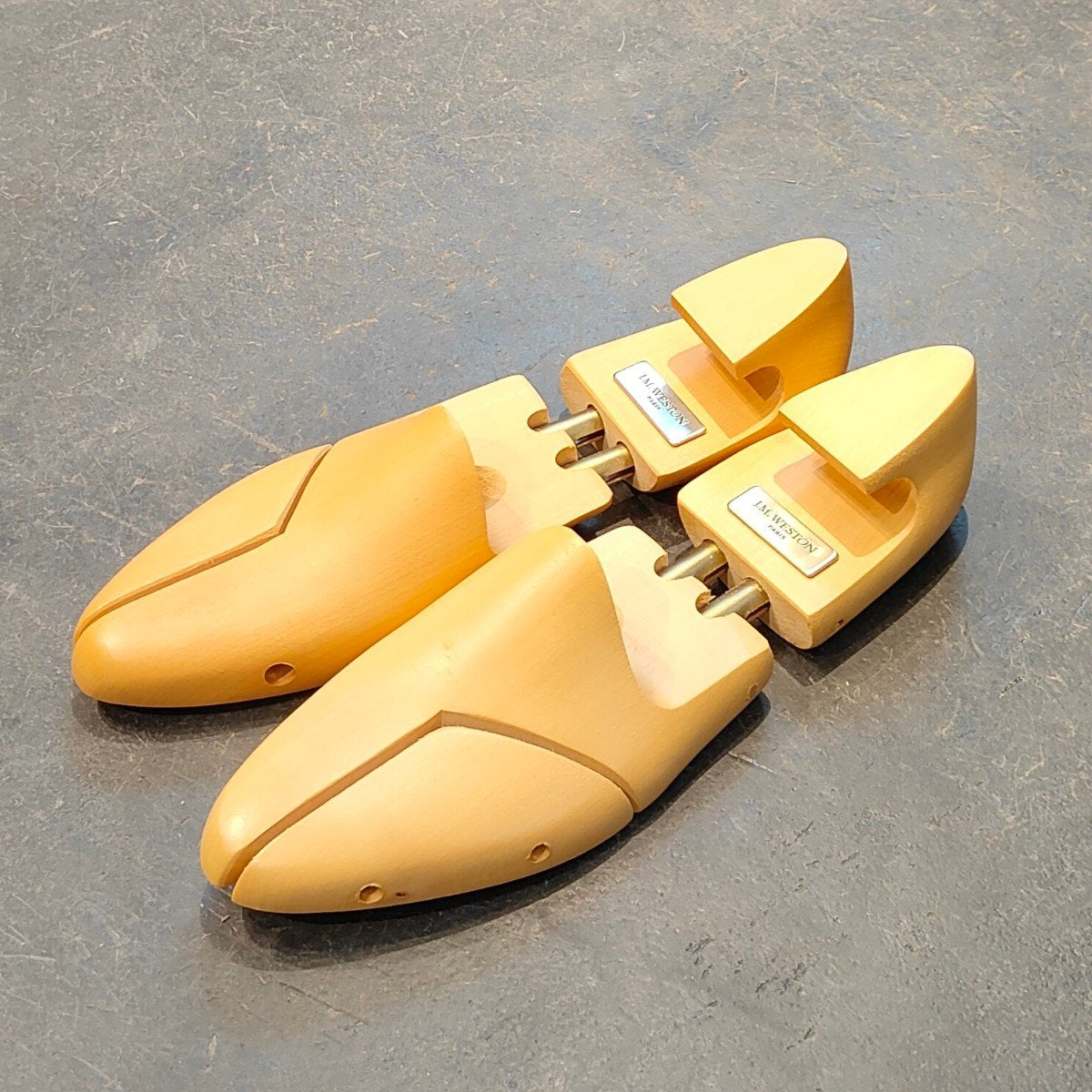 希少 新品未使用【J.M.WESTON】ジェイエムウエストン 310 セミブローグ ボックスカーフ ダークブラウン サイズUK9.5E 11ラスト