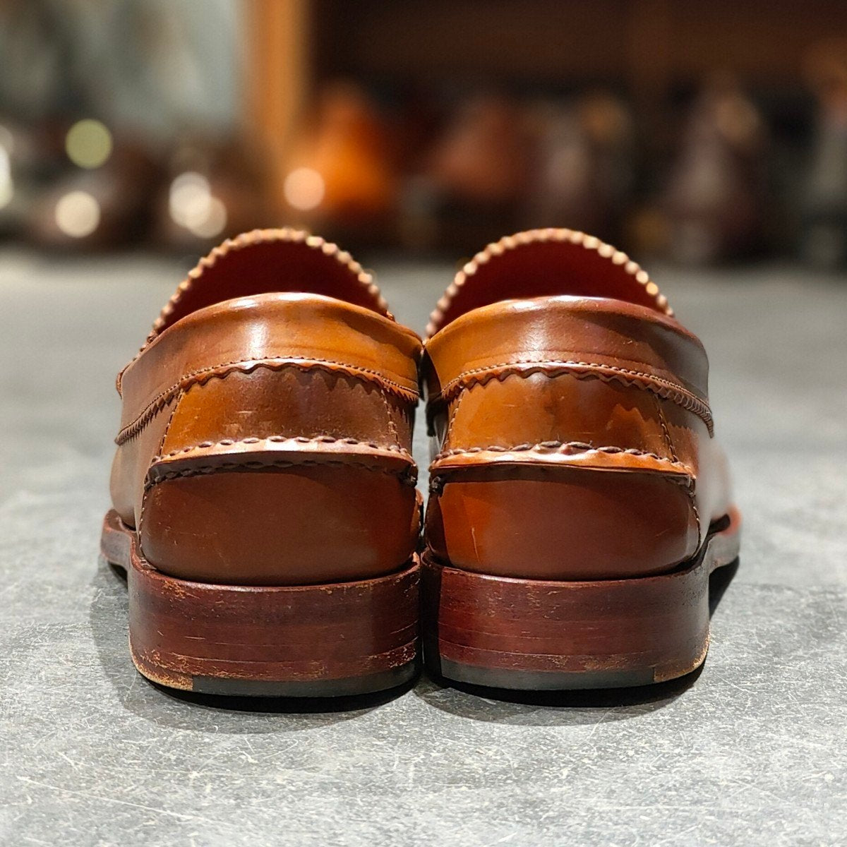 希少 使用数回【Allen Edmonds】アレンエドモンズ ケンウッド ビーフローファー コードバン ウイスキー サイズUS9