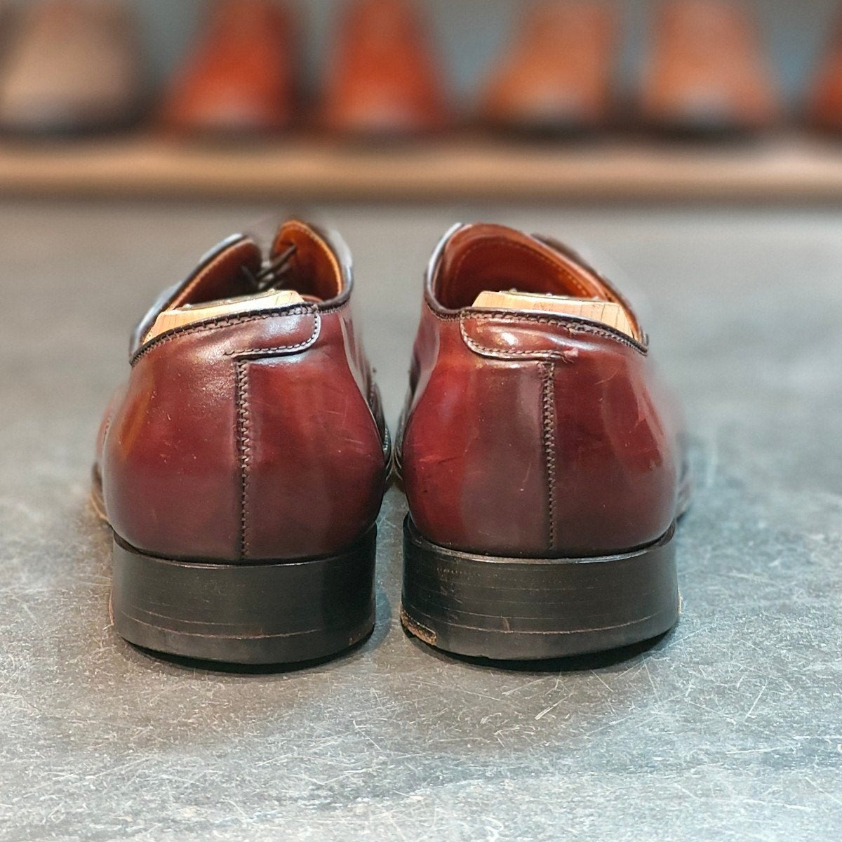 【ALDEN × UNITED ARROWS】オールデン × ユナイテッドアローズ 5432 別注 Vチップ コードバン ダークバーガンディ サイズ US9D モディファイドラスト