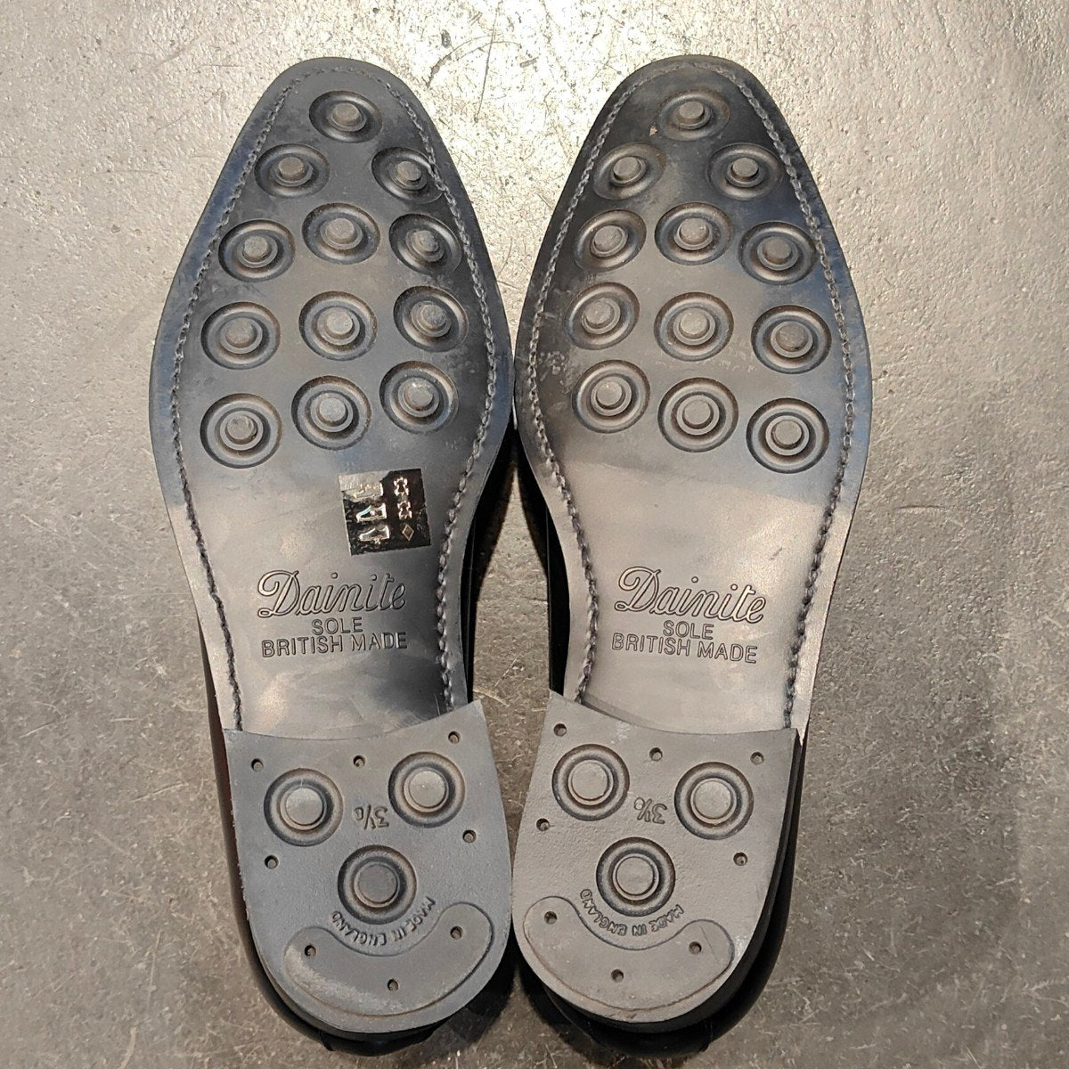使用数回 【Berwick】バーウィック 2429 ホールカット カーフ ブラック サイズ UK5.5 HO129ラスト 参考定価¥36,300-