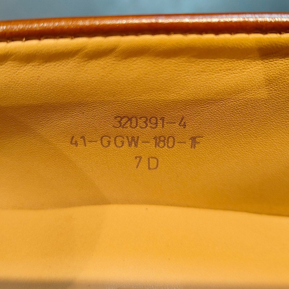 希少 新品未使用 【J.M.WESTON】ジェイエムウエストン UK7D シグニチャーローファー コードバン コニャック サイズ UK7D 41ラスト