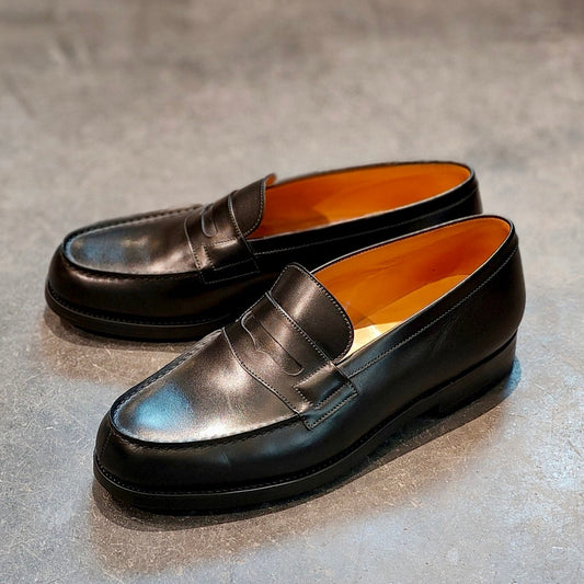 使用数回 【J.M.WESTON】ジェイエムウエストン 180 シグニチャーローファー ボックスカーフ ブラック サイズ UK6.5D 41ラスト 参考定価¥156,200-