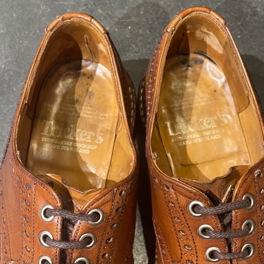 【Tricker's】トリッカーズ M5633 ウイングチップ カーフ ブラウン サイズ UK8 ※使用感強