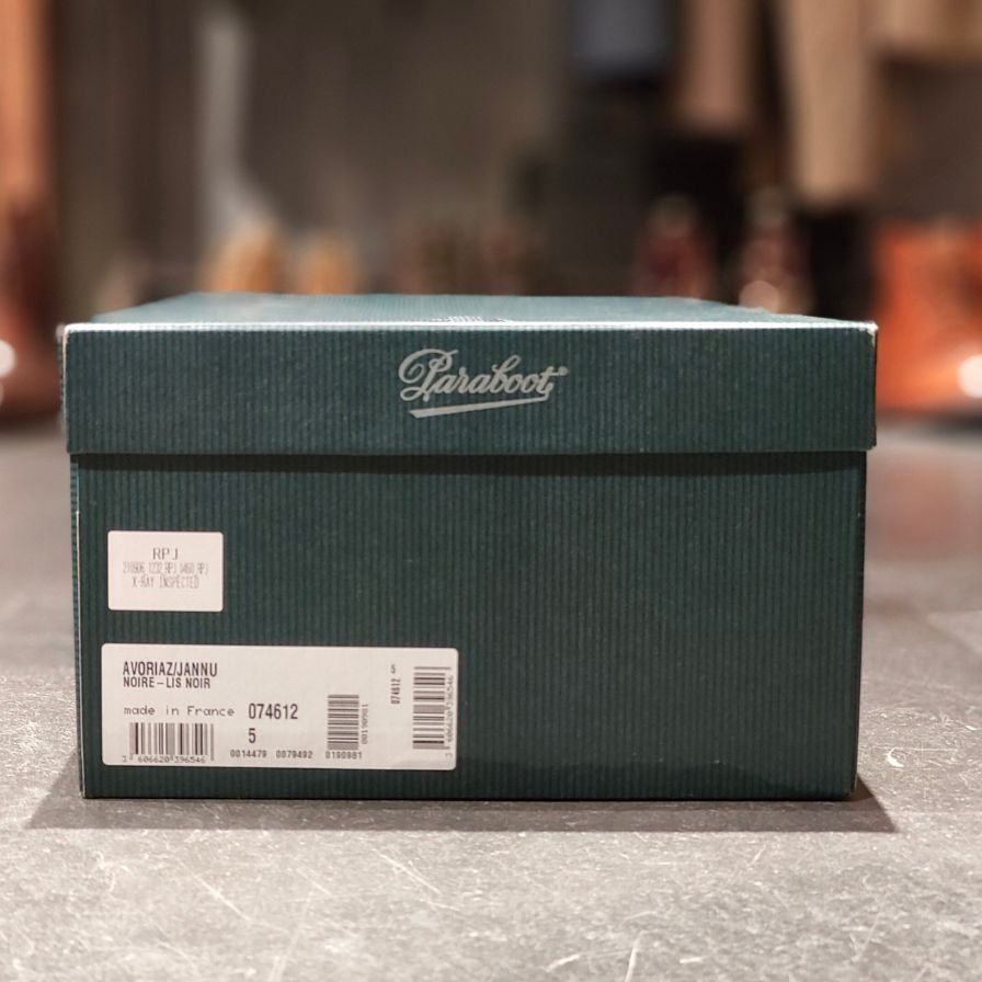 極美品【Paraboot】パラブーツ アヴォリアーズ トレッキングブーツ カーフ ブラック サイズUK5