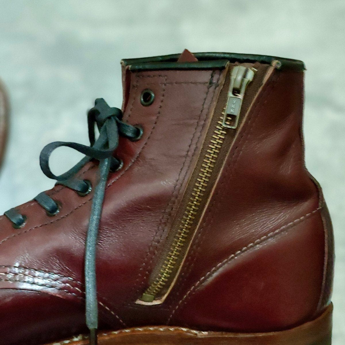 【REDWING】レッドウイング 9011 ベックマンブーツ ジップカスタム カーフ バーガンディ サイズUS8.5D