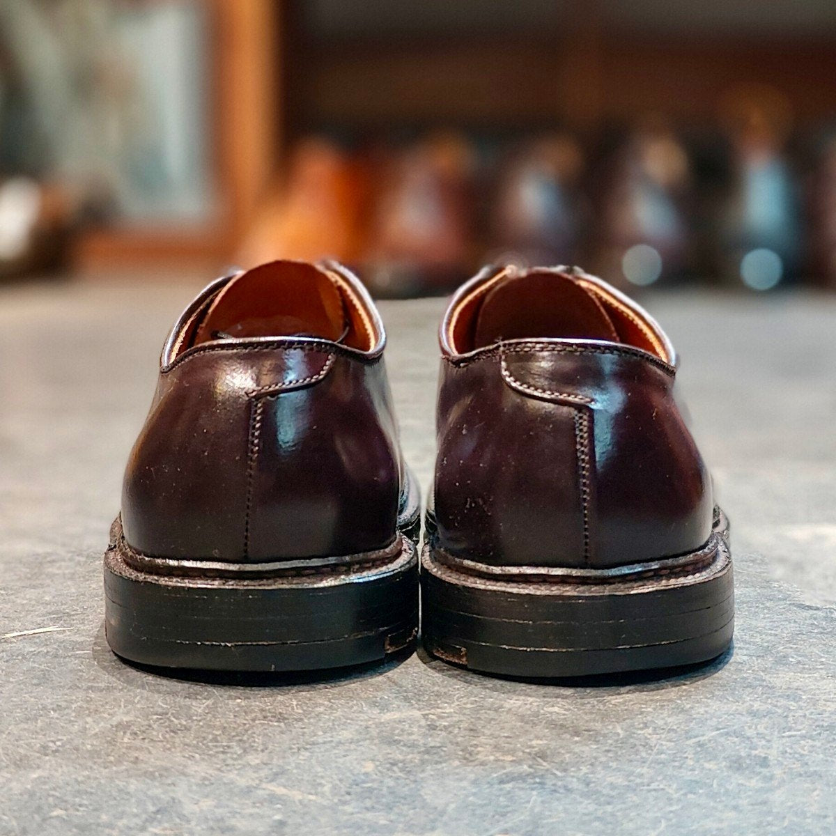 極美品【ALDEN】オールデンインターナショナルギャラリービームス 2938F  プレーントゥ コードバン ダークバーガンディ サイズ US8.5D バリーラスト