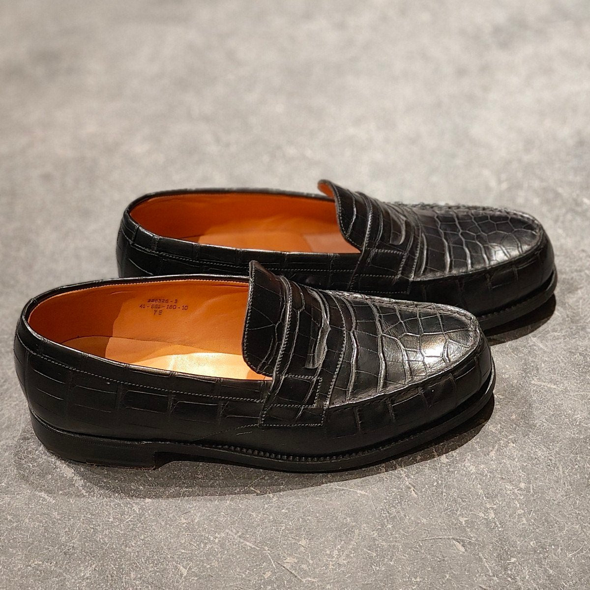 希少 使用数回【J.M.WESTON】ジェイエムウエストン 180 シグニチャーローファー アリゲーター ブラック サイズUK7E 41ラスト 参考定価 ¥825,000-