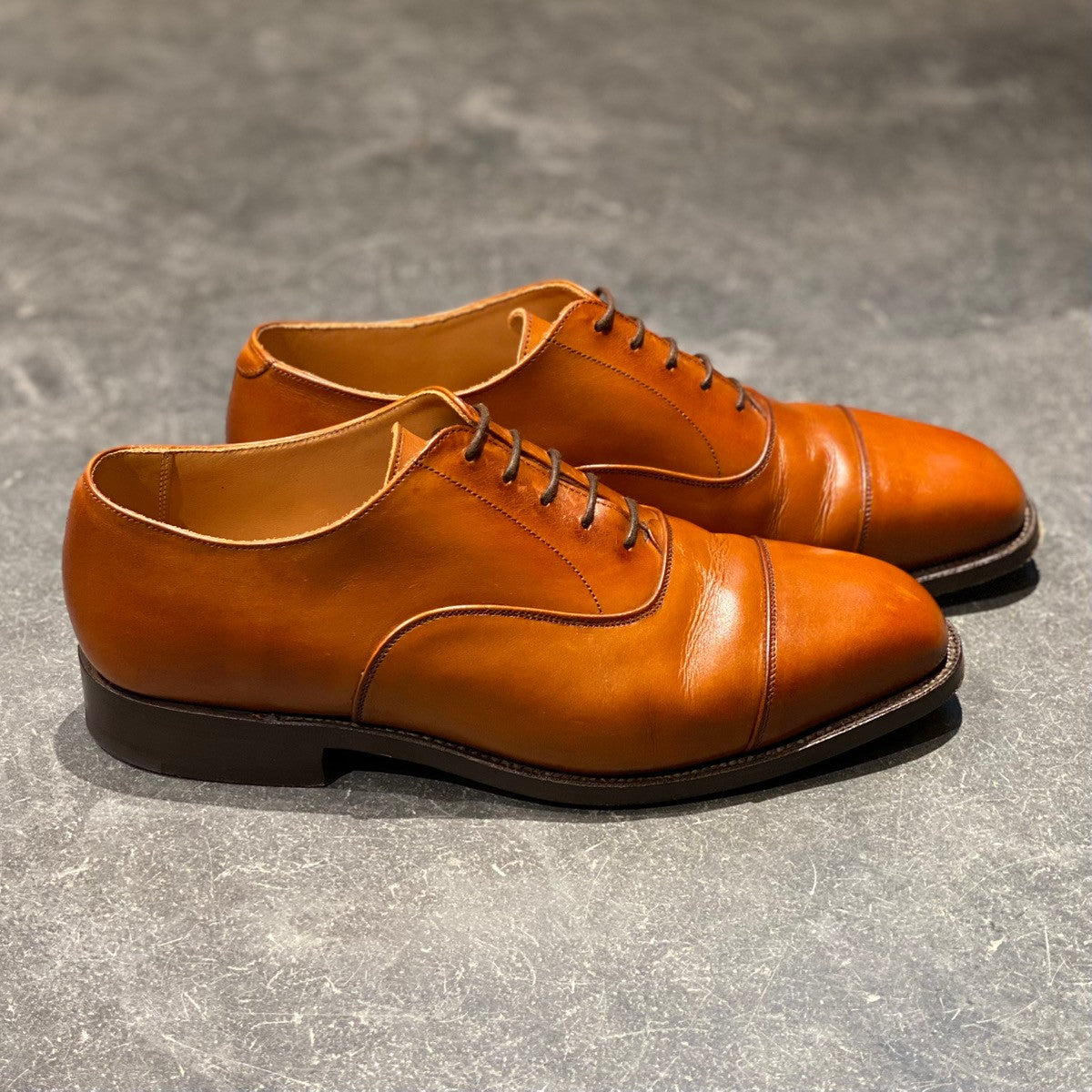 美品【Tricker's】トリッカーズ リージェント 6140 ストレートチップ カーフ ブラウン サイズUK7.5 参考定価¥110,000-
