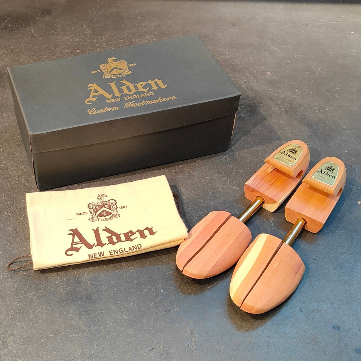 新品未使用 【ALDEN】オールデン 990 プレーントゥ コードバン ダークバーガンディ サイズ 7E バリーラストラスト 定価 ¥211,200-