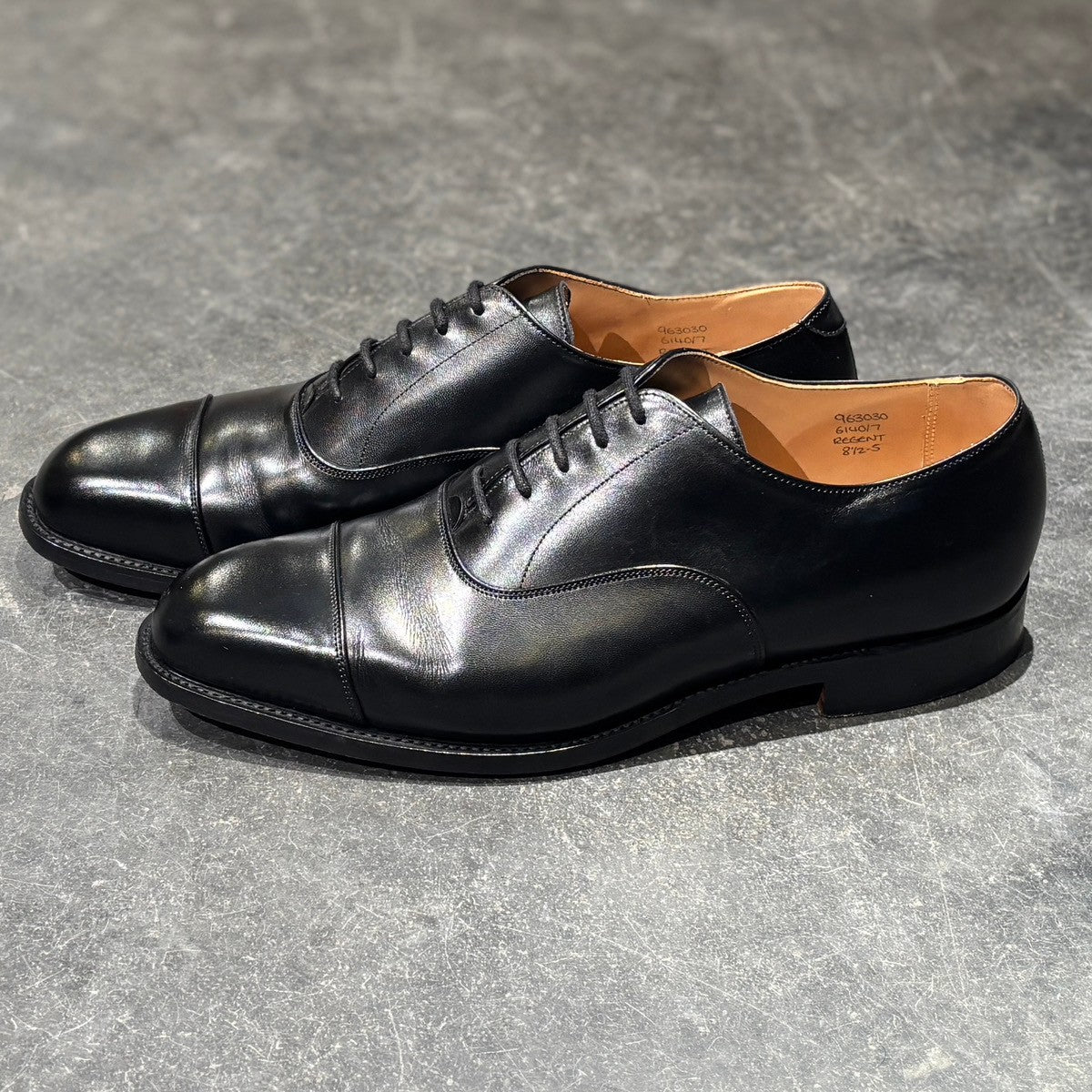 【Tricker's】トリッカーズ レザーシューズ リージェント ストレートチップ カーフ ブラック サイズUK8.5