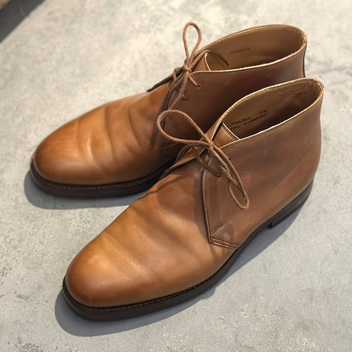 極美品【CROCKETT&JONES】クロケット&ジョーンズ チャートシー チャッカブーツ カーフ ブラウン サイズUK7E 224ラスト