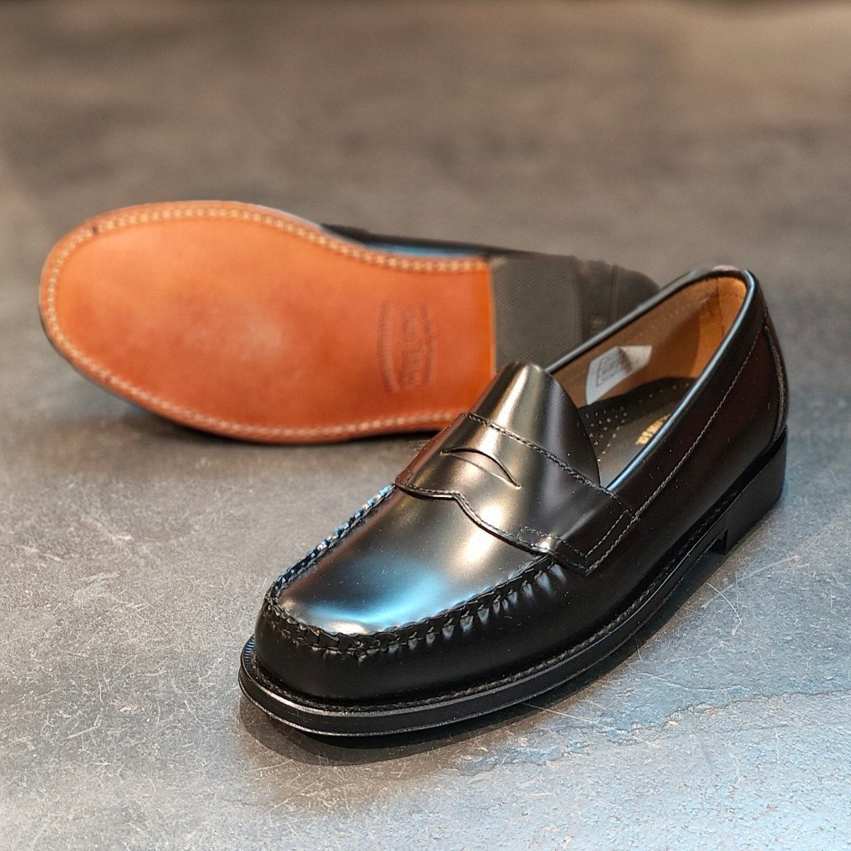 新品未使用 【G.H.Bass&Co.】ジーエイチバス 11035H ローガン ローファー カーフ ブラック サイズ US8 定価¥33,000-