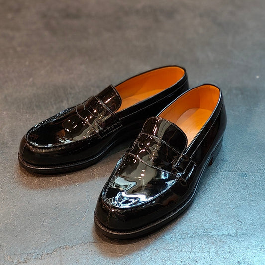 新品未使用 【J.M.WESTON】ジェイエムウエストン 180 シグニチャーローファー パテントカーフ ブラック サイズ UK5.5D 41ラスト 定価¥151,800-