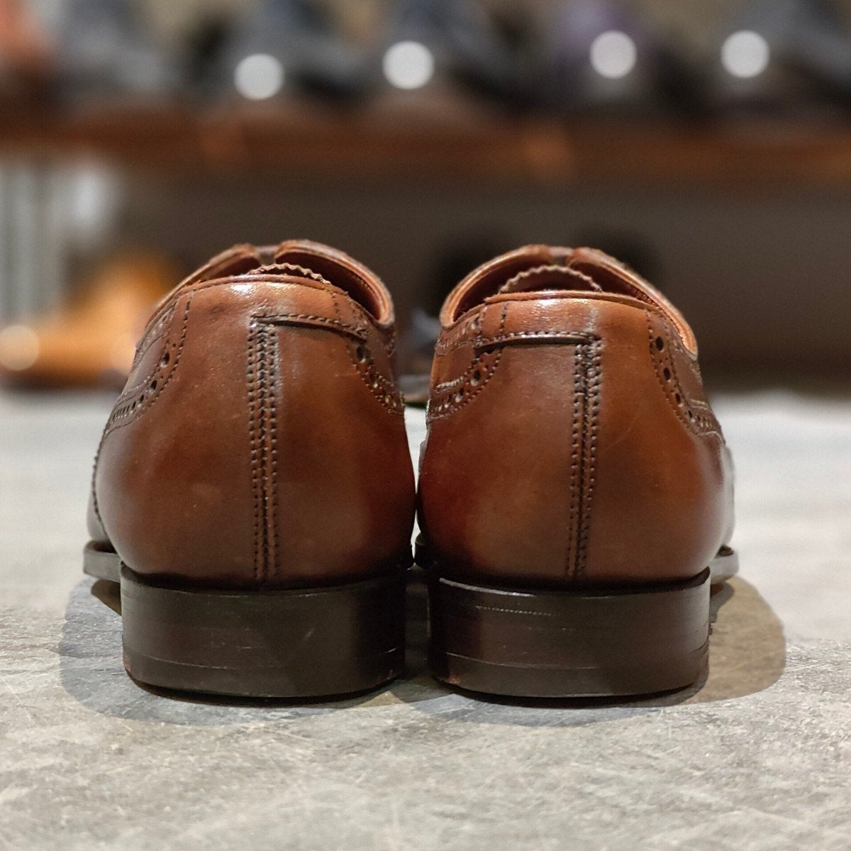 極美品【CROCKETT&JONES】クロケット&ジョーンズ クリフォード ウイングチップ バーニッシュカーフ ブラック ブラウン サイズUK5.5E 337ラスト