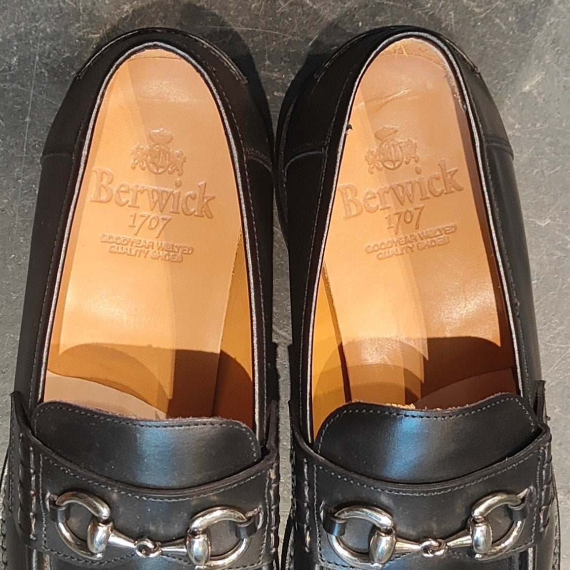試着程度 【Berwick】バーウィック 5387 タッセルローファーローファー ブラック サイズUK6.5 参考定価¥36,300-