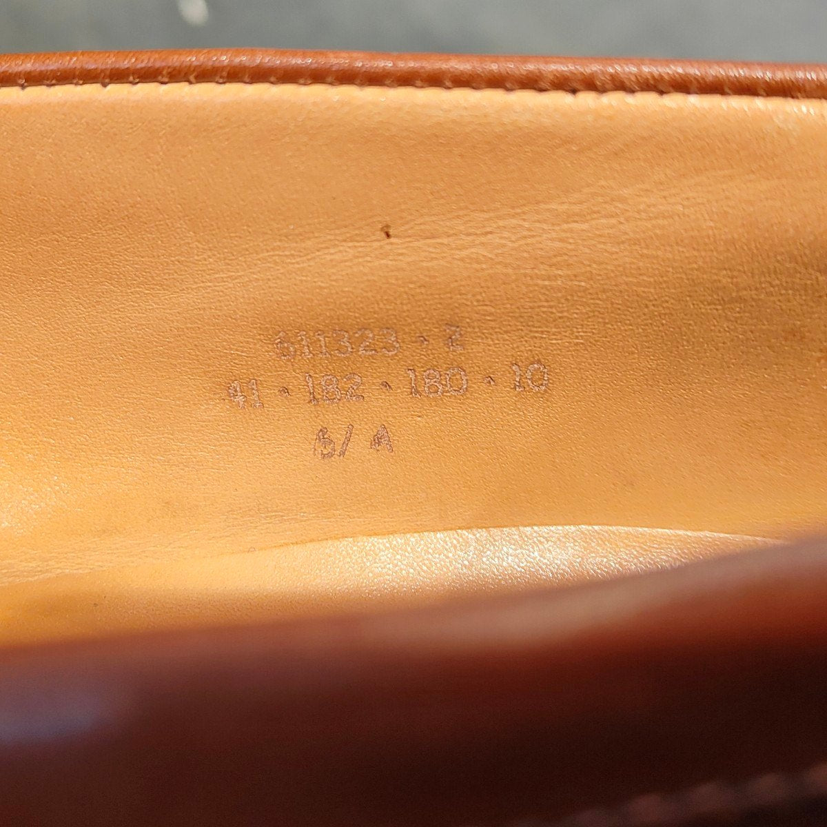 美品 【J.M.WESTON】ジェイエムウエストン 180 シグニチャーローファー ボックスカーフ タンブラウン サイズ UK6.5A 41ラスト 定価¥151,800-