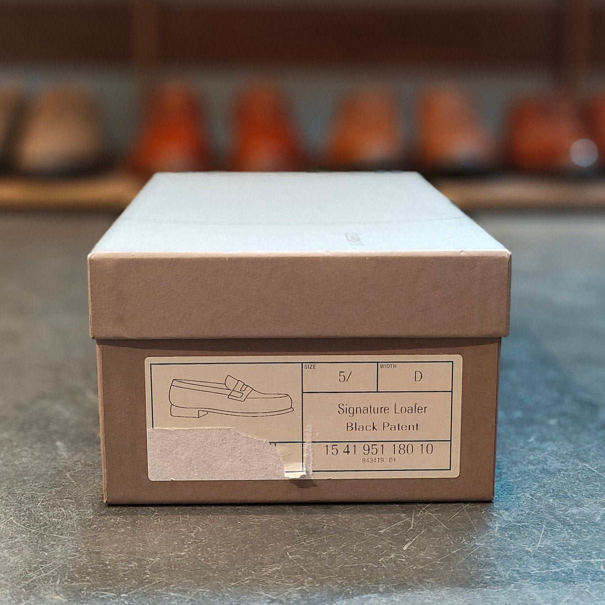 新品未使用 【J.M.WESTON】ジェイエムウエストン 180 シグニチャーローファー パテントカーフ ブラック サイズ UK5.5D 41ラスト 定価¥151,800-