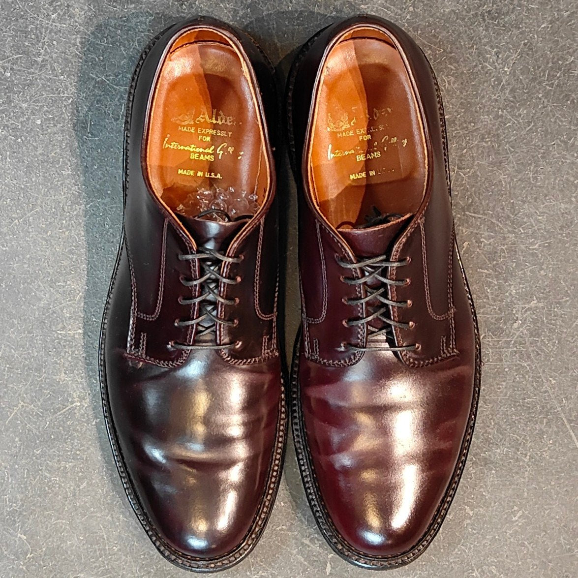 極美品【ALDEN】オールデンインターナショナルギャラリービームス 2938F  プレーントゥ コードバン ダークバーガンディ サイズ US8.5D バリーラスト