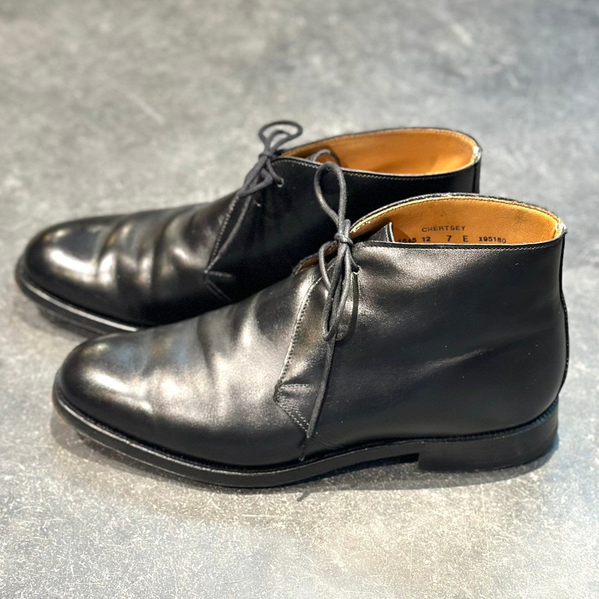 極美品【CROCKETT&JONES】クロケット&ジョーンズ チャートシー チャッカブーツ カーフ ブラック サイズUK7E 224ラスト