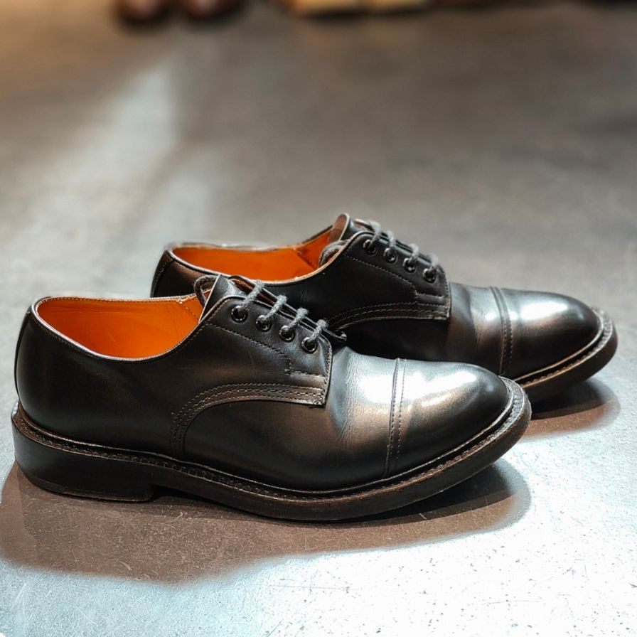【Tricker’s】トリッカーズ M7195 ユニオンワークス別注 キャップトゥ ブラック カーフ サイズ UK9