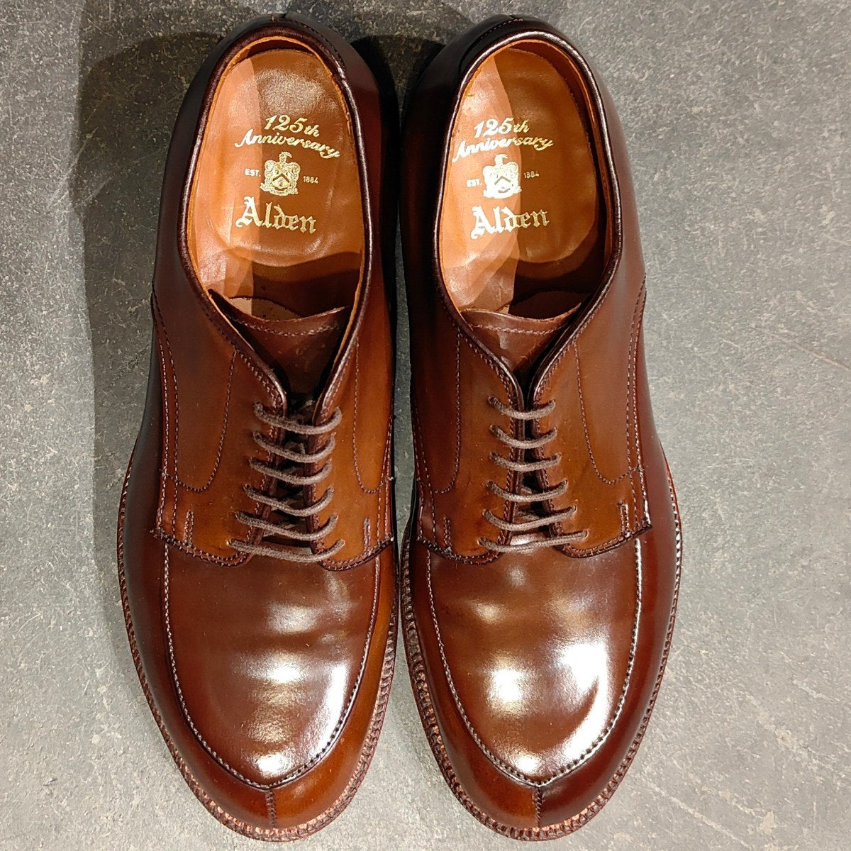 希少 使用数回【ALDEN】オールデン 125周年記念限定モデル 54951 Vチップ コードバン ダークブラウン サイズUS7.5D モディファイドラスト