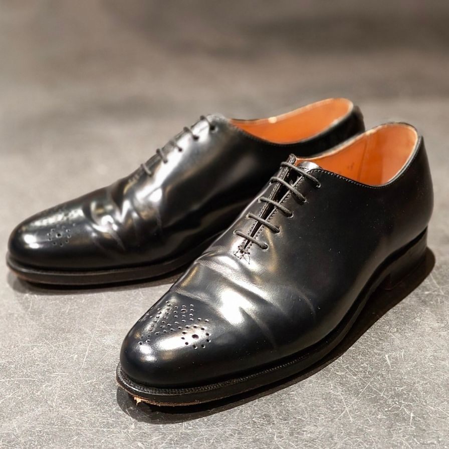 【PEAL&CO】ピール&コー ブルックスブラザーズ別注 クロケット&ジョーンズ製 ホールカット ブラック サイズUS7D