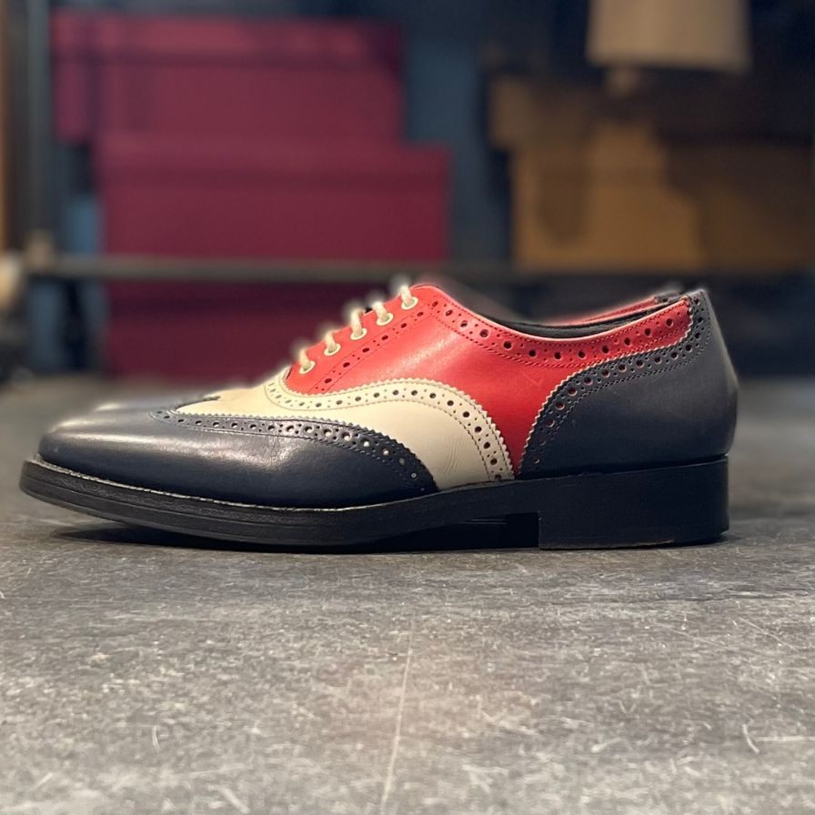 【Tricker’s】トリッカーズ ニードルス別注 ウイングチップ トリコロール サイズ UK8