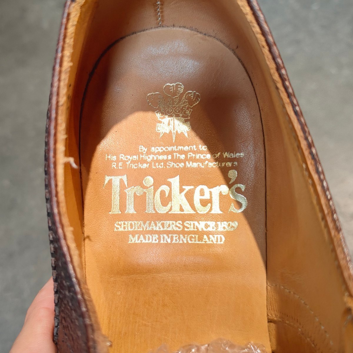 使用数回 【Tricker’s】リッカーズ M5633 バートン ウイングチップ グレインレザー エスプレッソ サイズ UK7.5 定価¥121,000-