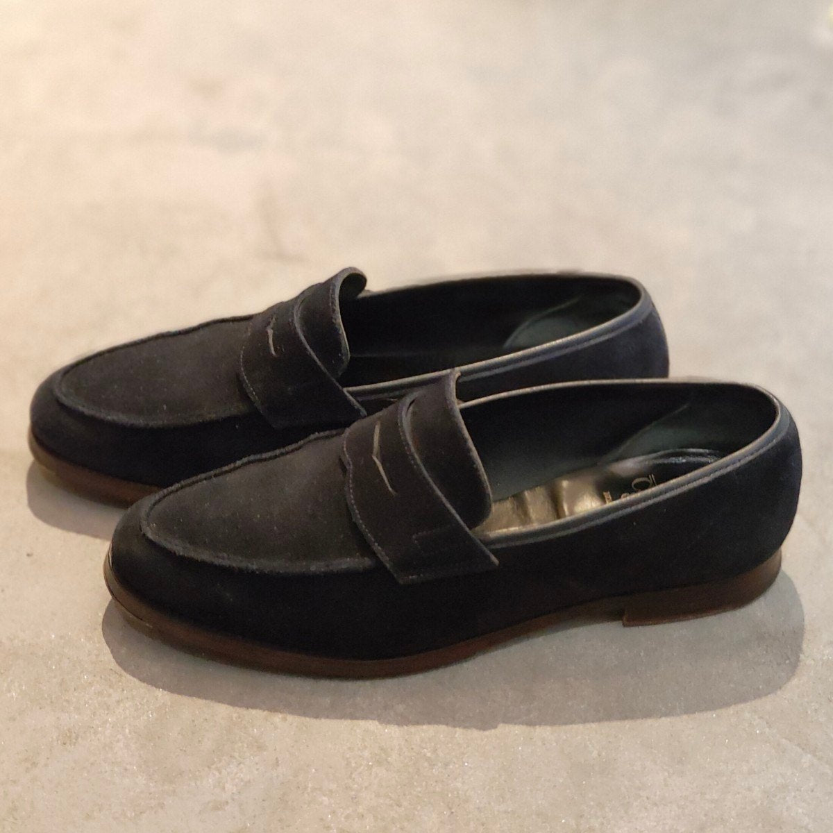 美品【Crockett&Jones】クロケット&ジョーンズ リッチモンド ローファー アンライニング スエード ネイビー サイズUK6E相当