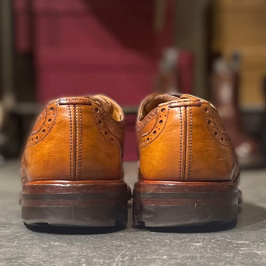 【Tricker's】トリッカーズ M5633 ウイングチップ カーフ ブラウン サイズ UK8 ※使用感強