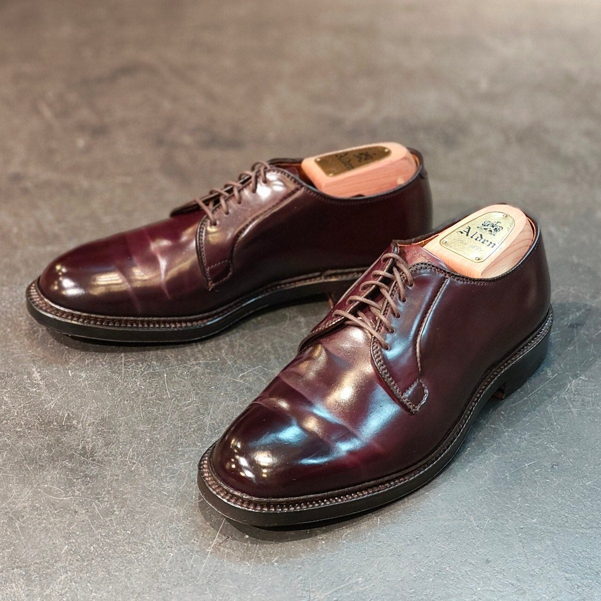 使用数回 【ALDEN】オールデン 990 プレーントゥ コードバン ダークバーガンディ サイズ US6E バリーラスト 定価 ¥211,200-