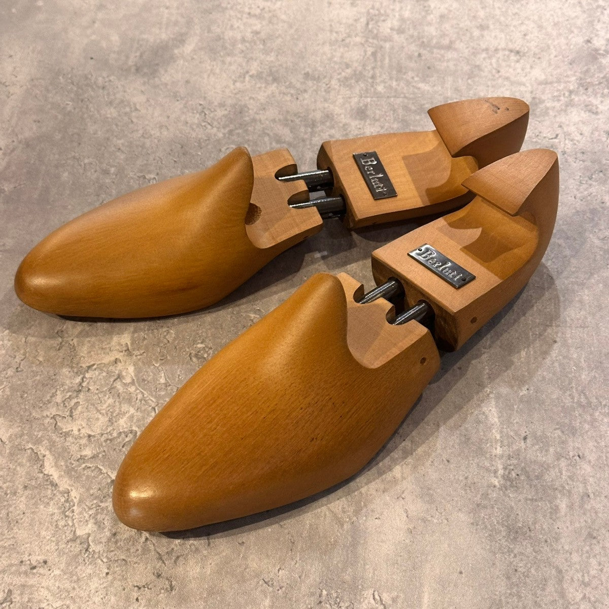 【BERLUTI】ベルルッティ 1402 アレッサンドロ ホールカット パティーヌ カーフ ブラウン サイズUK8