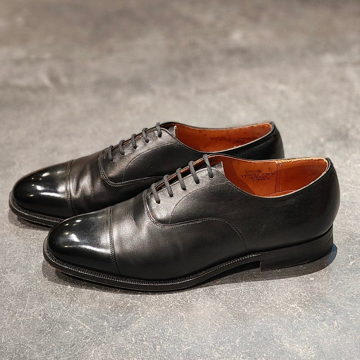 希少 極美品 【Church's】チャーチ コンサル 3都市 ストレートチップ カーフ ブラック サイズ UK60E 73ラスト 参考定価定価¥181,500-