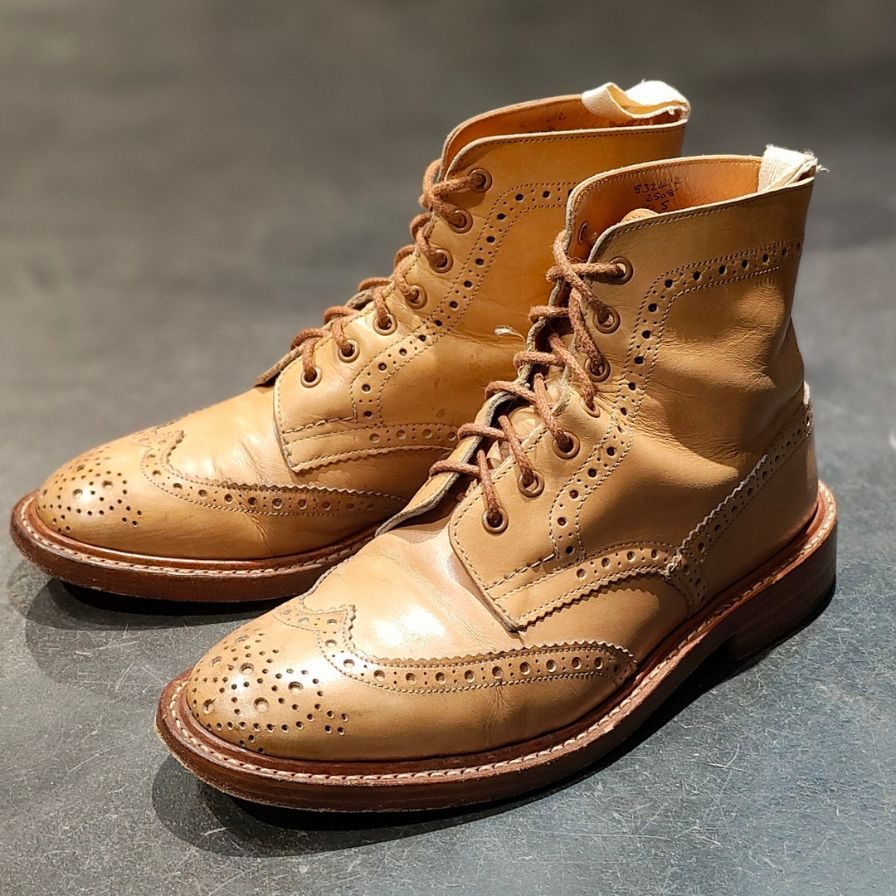 【Tricker’s】トリッカーズ モールトン ブーツ カーフ ベージュ サイズ UK8 参考定価¥132,000-