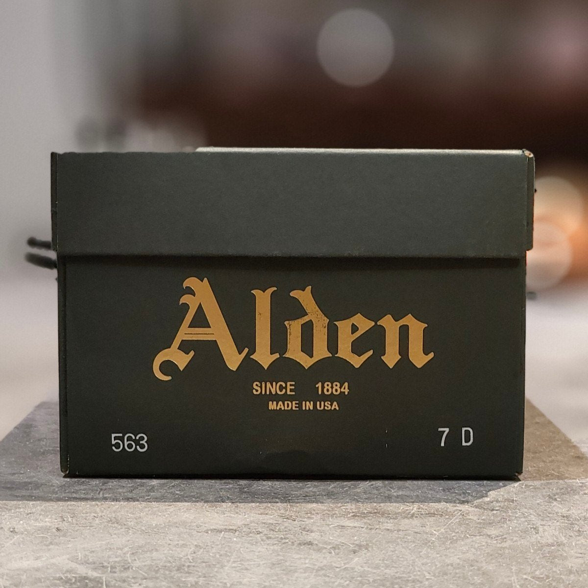使用数回 【ALDEN】オールデン 563 タッセルローファー コードバン ダークバーガンディ サイズUS7D アバディーンラスト 参考定価¥217,800-