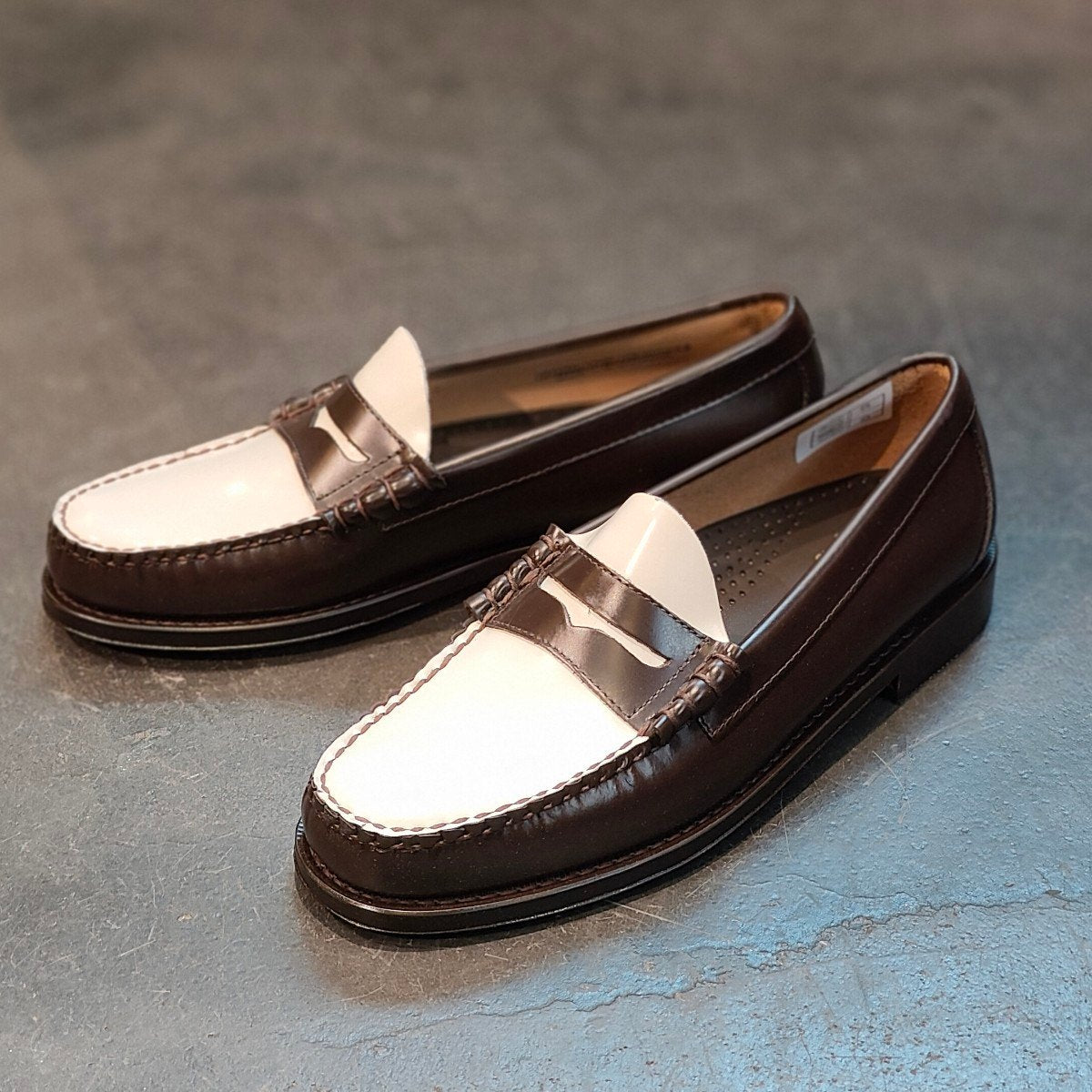 新品未使用 【G.H.Bass & Co.】ジーエイチバス 11010H ラーソン 新品未使用 【G.H.Bass & Co.】ジーエイチバス 11010H ラーソン