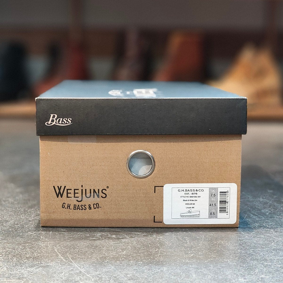 新品未使用 【G.H.Bass&Co.】ジーエイチバス×アークネッツ リンカーン ビットローファー カーフ ブラック×ホワイト サイズ US8.5 定価¥29,700-