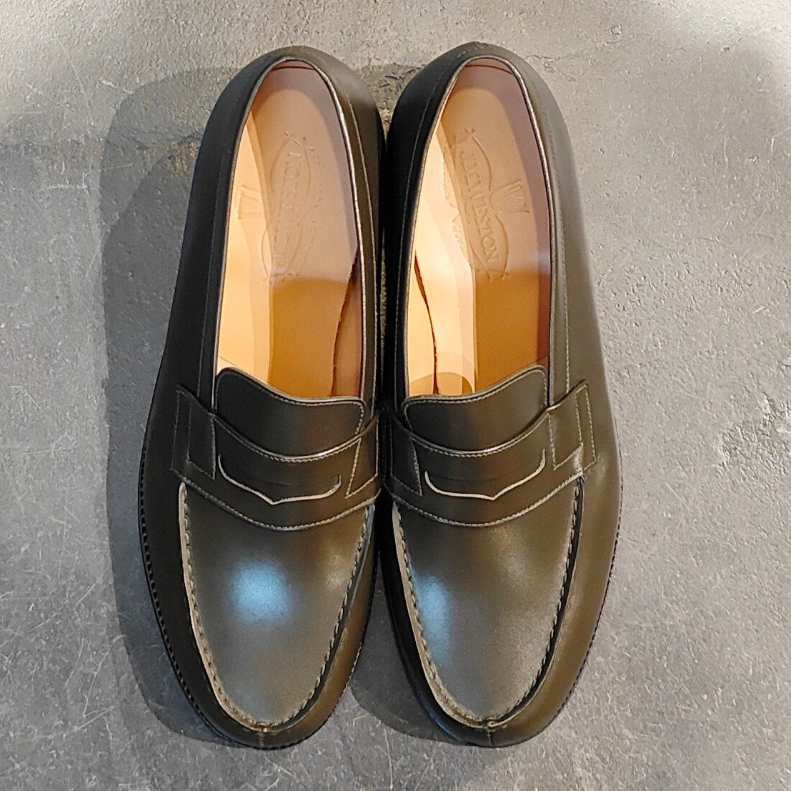 新品未使用 【J.M.WESTON】ジェイエムウエストン 180 シグニチャーローファー ボックスカーフ ハンターグリーン サイズ UK7D 41ラスト 定価151,800-