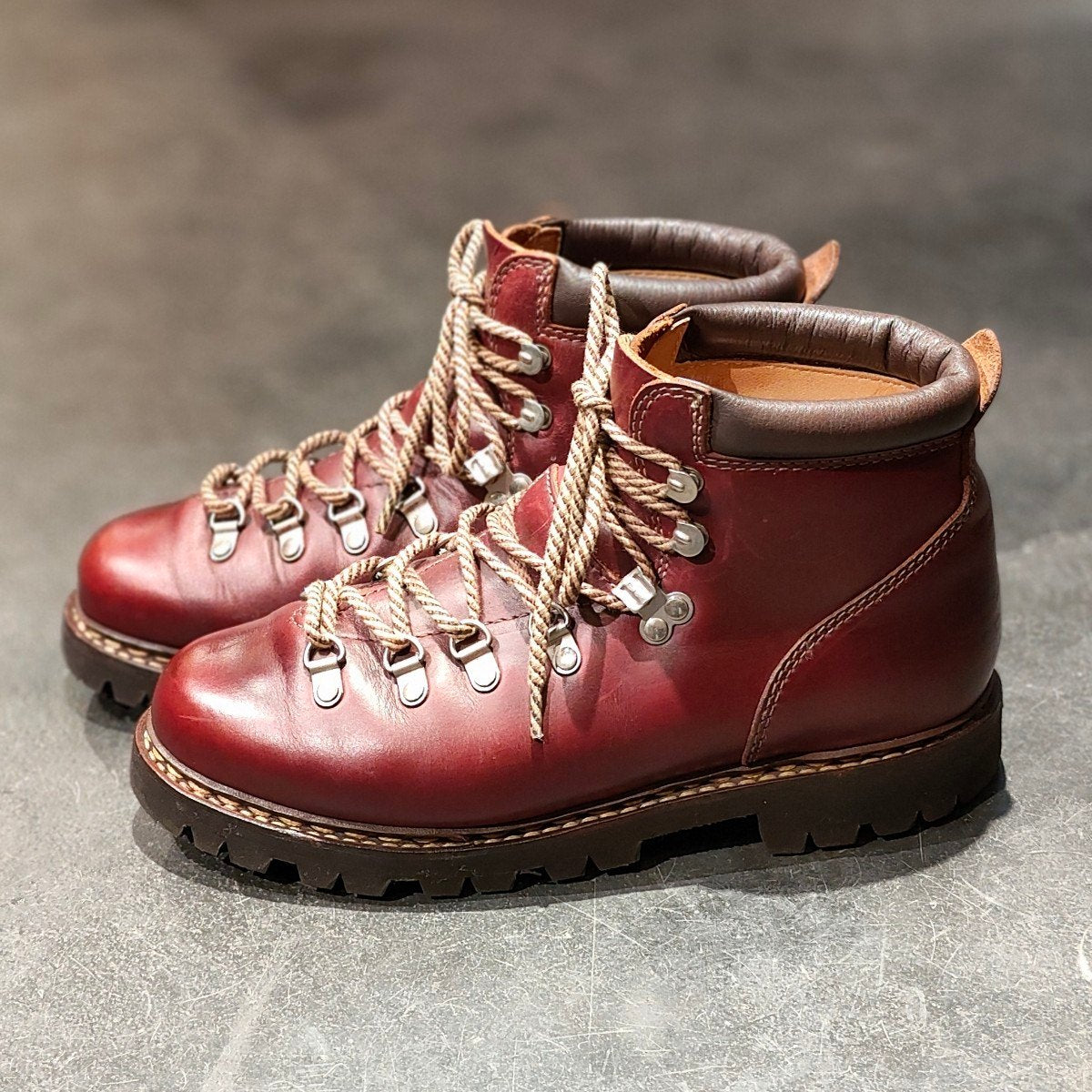 【Paraboot】パラブーツ アヴォリアーズ トレッキングブーツ カーフ バーガンディ サイズ UK6.5