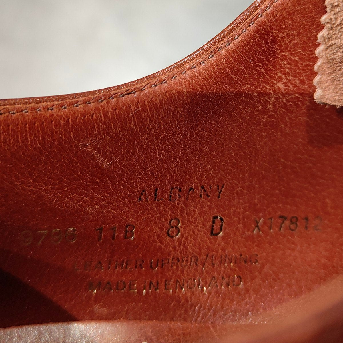 美品 【CROCKETT&JONES】クロケットアンドジョーンズ パンチドキャップトゥ カーフ ブラウン サイズUK8D 337ラスト 参考定価¥154,000-
