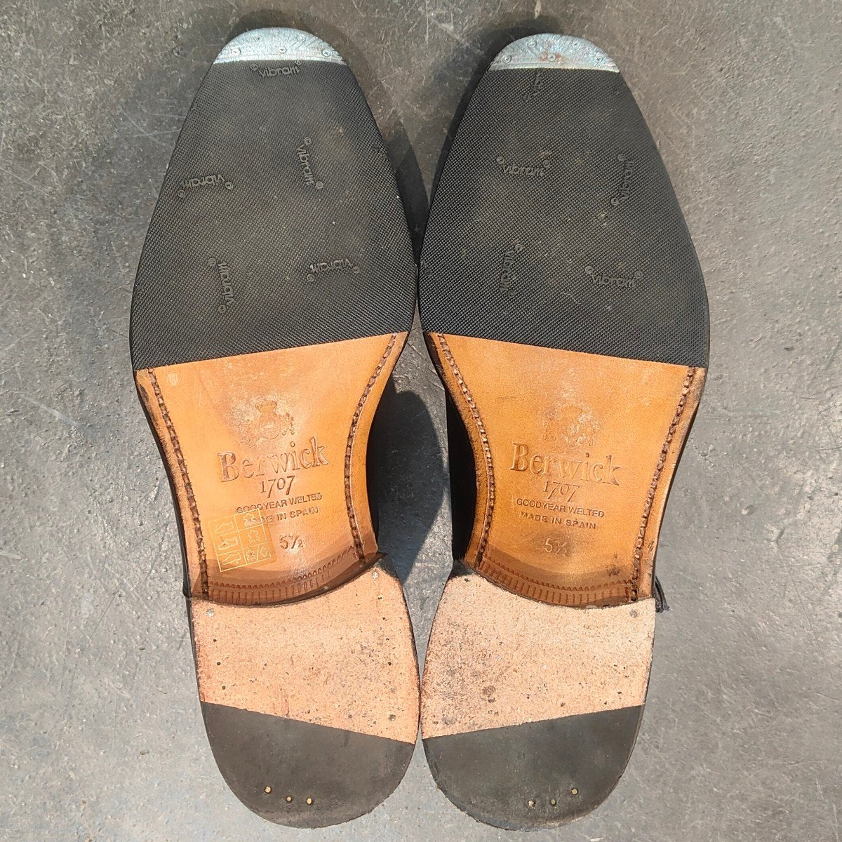 使用数回 【Berwick】バーウィック 5292 シングルモンク ブラック サイズUK5.5 参考定価¥39,600-