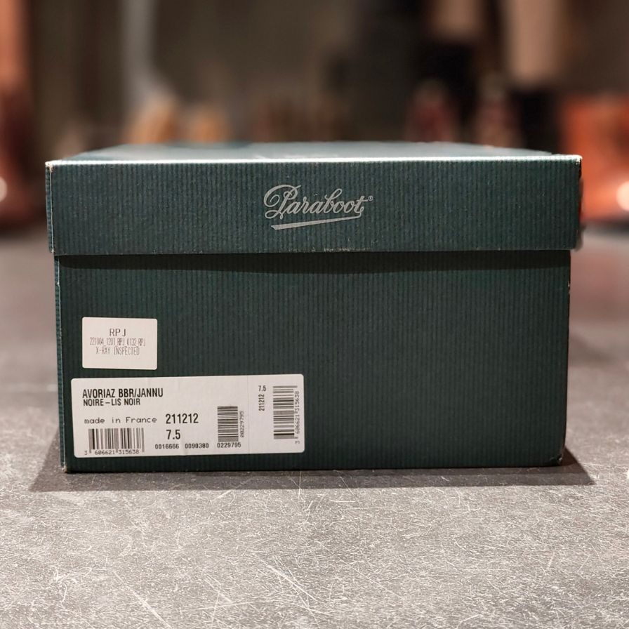 新品未使用【PARABOOT】パラブーツ アヴォリアーズ トレッキングブーツ カーフ ブラック サイズ UK7.5 フランスタグ