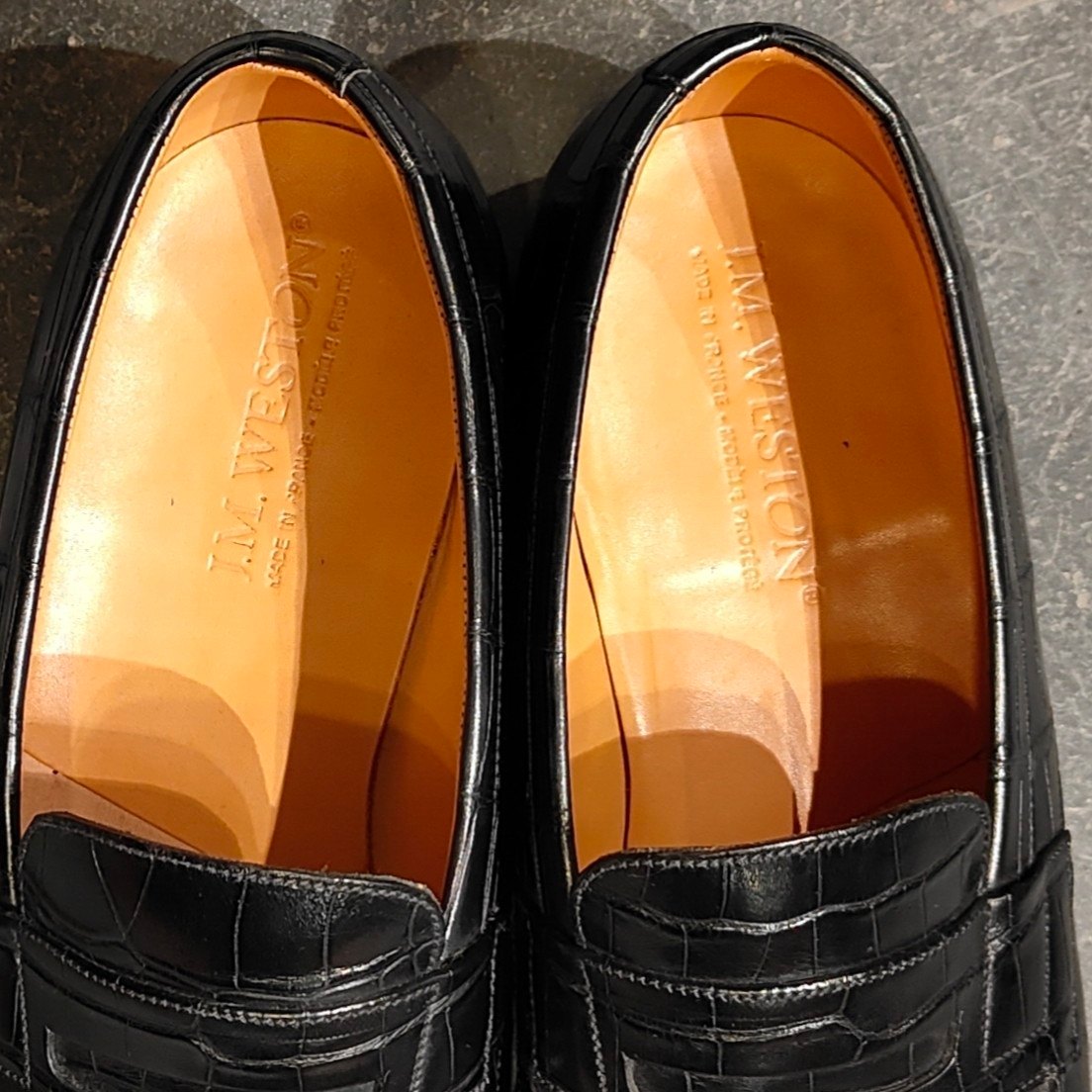 希少 使用数回【J.M.WESTON】ジェイエムウエストン 180 シグニチャーローファー アリゲーター ブラック サイズUK7E 41ラスト 参考定価 ¥825,000-