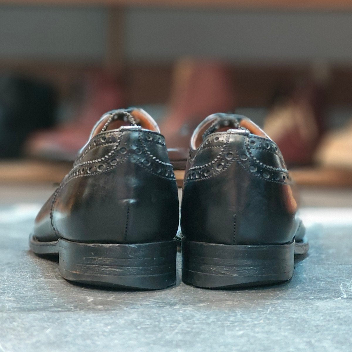 【Church's】チャーチ 3都市 ディプロマット セミブローグ カーフ ブラック サイズ UK80F 73ラスト 定価¥160,600-