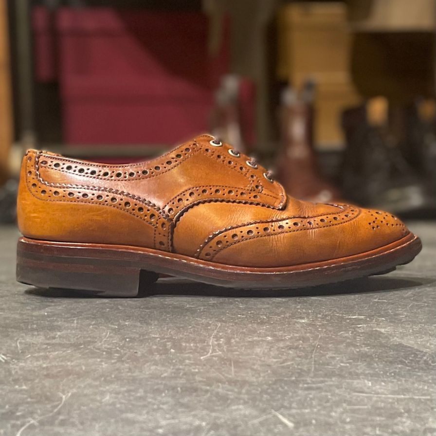 【Tricker's】トリッカーズ M5633 ウイングチップ カーフ ブラウン サイズ UK8 ※使用感強